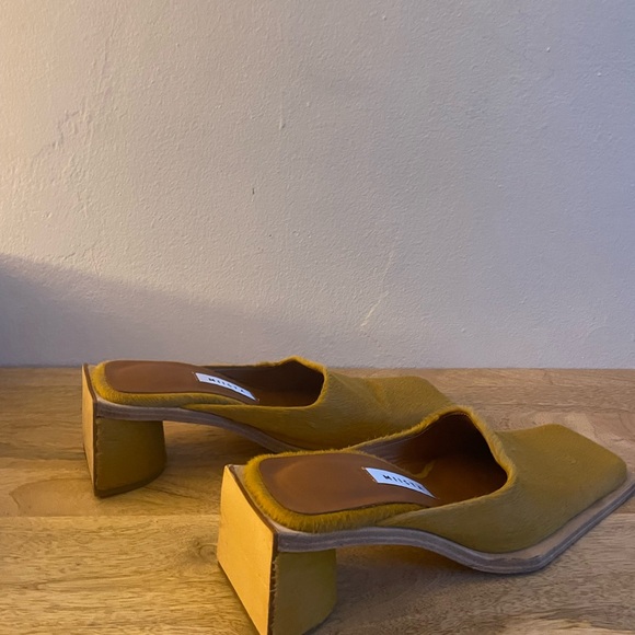 :) Jena Honey Gold Hair Mules by Miista 🐝 - Picture 7 of 14
